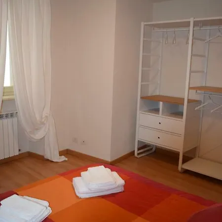 アパート Residenza La Roggia ヴァラッロ